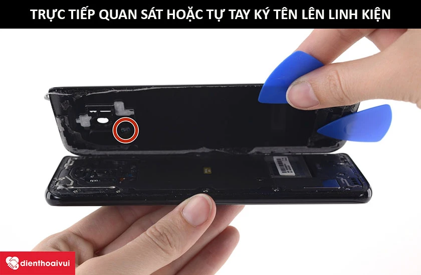 Trực tiếp quan sát, ký tên lên link kiện