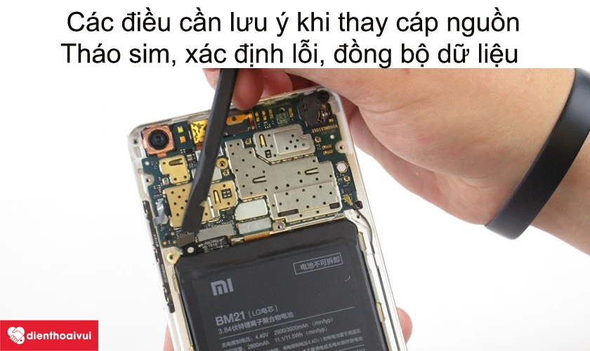 Thay c&aacute;p nguồn điện thoại Xiaomi Mi Max 2 tại trung t&acirc;m sửa chữa cần lưu &yacute; những g&igrave;?