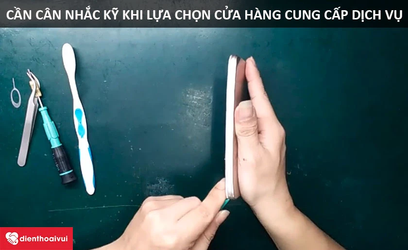 Địa chỉ thay kính OPPO F3 Lite uy tín, chuyên nghiệp tại TPHCM và Hà Nội