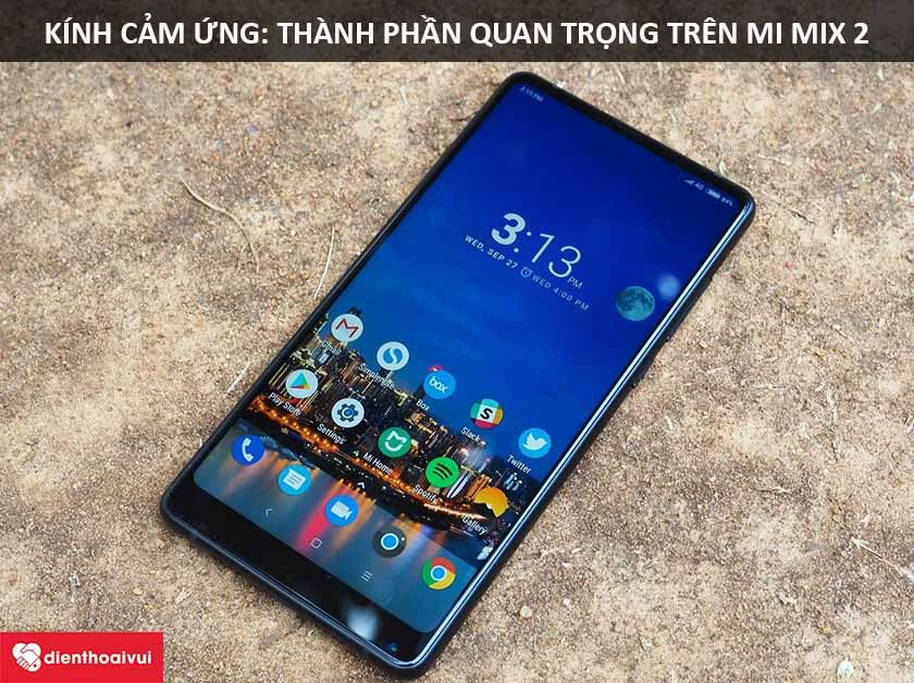 Mặt k&iacute;nh đ&oacute;ng vai tr&ograve; quan trọng