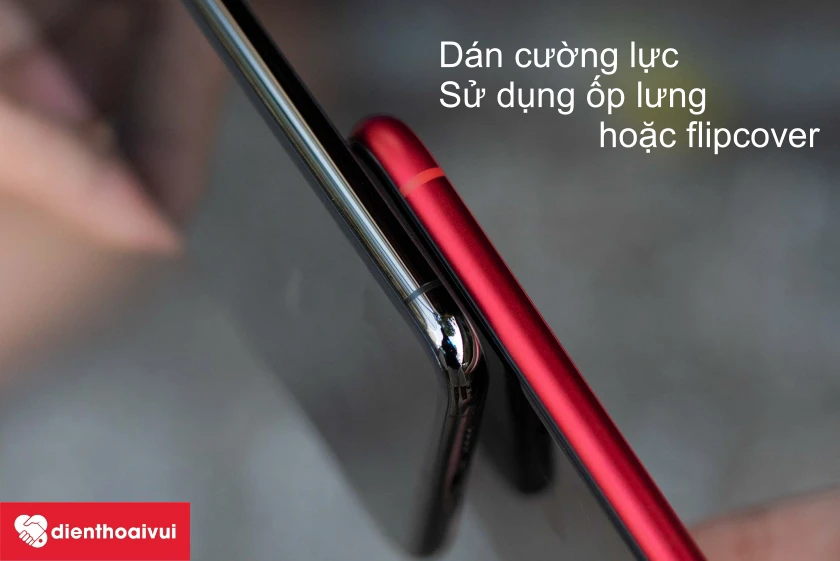 Tr&aacute;nh thay k&iacute;nh cảm ứng iPhone Xr bằng d&aacute;n cường lực