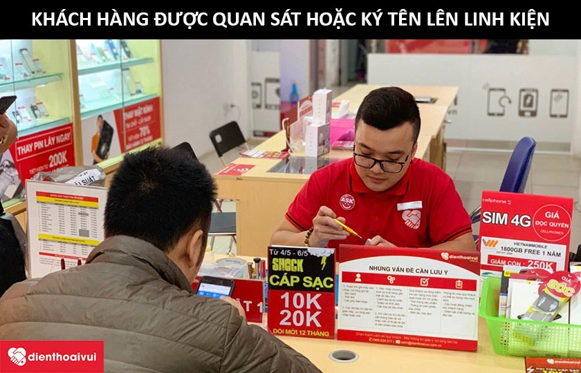 kh&aacute;ch h&agrave;ng quan s&aacute;t trực tiếp, đảm bảo t&iacute;nh minh bạch