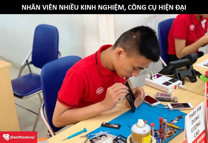 đội ngũ kỹ thuật vi&ecirc;n gi&agrave;u kinh nghiệm, trang thiết bị hiện đại