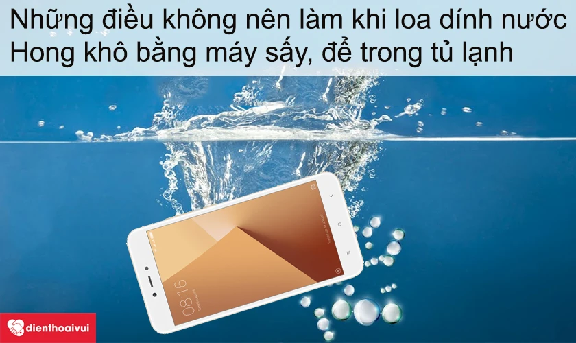 Những điều không nên làm khi loa bị dính nước