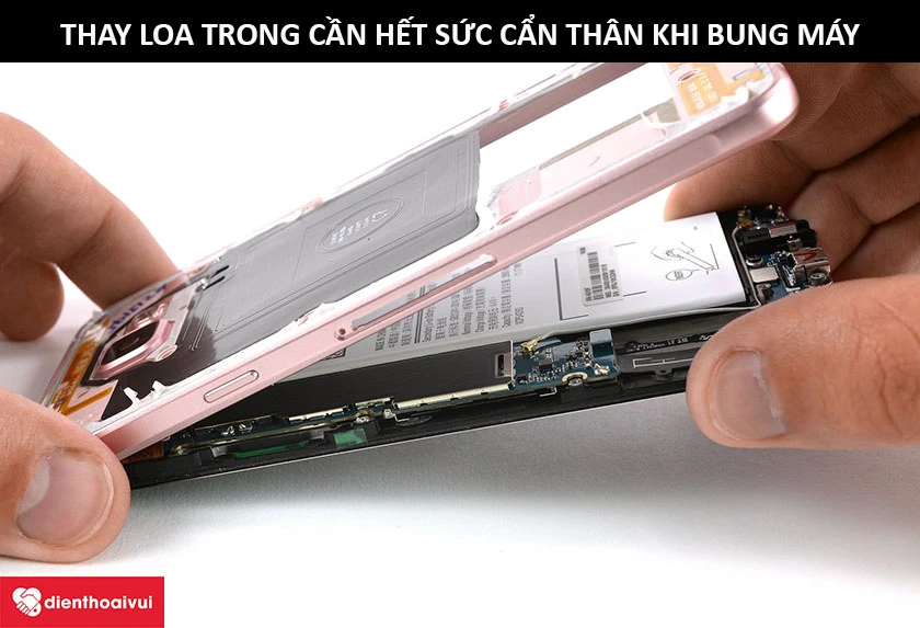 cẩn thận khi bung máy