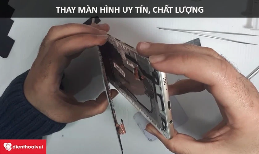 Thay m&agrave;n h&igrave;nh uy t&iacute;n - chất lượng