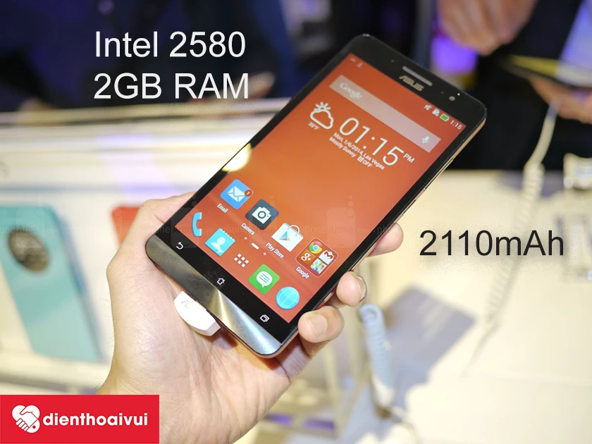 Asus Zenfone 5: Intel Atom Z2580, 2GB RAM, màn hình IPS LCD 5 inch