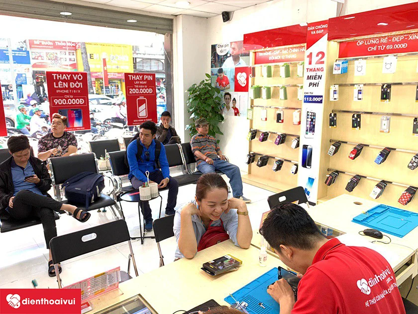 Thay m&agrave;n h&igrave;nh Xiaomi Mi 5 gi&aacute; tốt, bảo h&agrave;nh l&acirc;u d&agrave;i tại Điện Thoại Vui