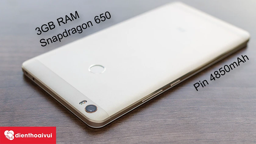 Snapdragon 650 c&ugrave;ng 3GB RAM
