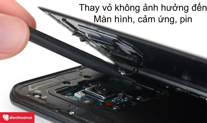 thay vỏ điện thoại SamSung c&oacute; ảnh hưởng đến bộ phận b&ecirc;n trong m&aacute;y hay kh&ocirc;ng
