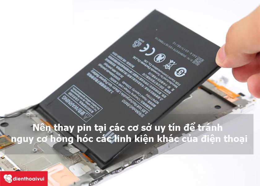N&ecirc;n thay pin Mi Max 2 tại cơ sở uy t&iacute;n khi c&oacute; dấu hiệu chai pin