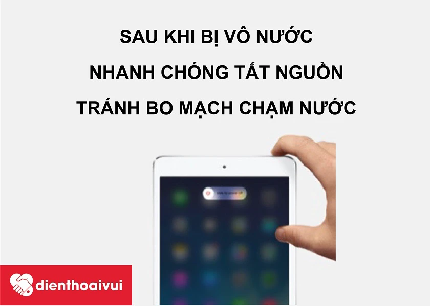 Hướng dẫn l&agrave;m sạch iPad 4 khi bị v&ocirc; nước tr&aacute;nh trường hợp hư hỏng anten Wifi