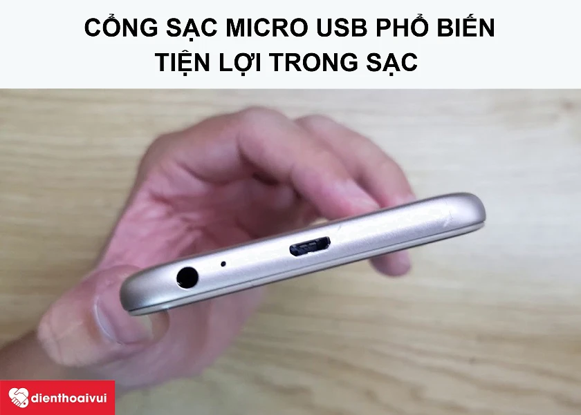 Samsung Galaxy J3 Pro – Thiết kế nguyên khối và cổng sạc Micro USB tiện dụng