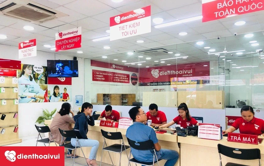 Thay k&iacute;nh cảm ứng Xiaomi Redmi 4 Prime tại hệ thống Điện Thoại Vui