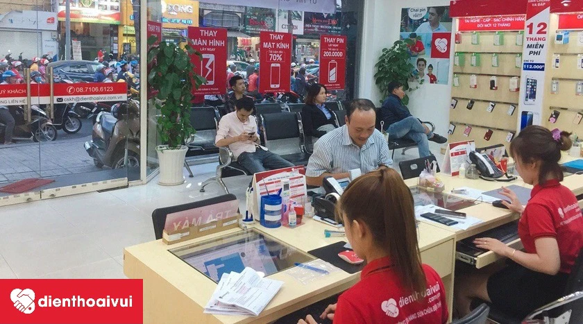 Thay k&iacute;nh cảm ứng Xiaomi Redmi Note 2 tại Điện Thoại Vui