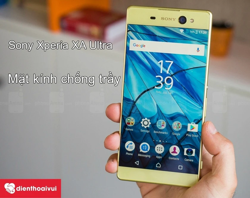 M&agrave;n h&igrave;nh của Sony Xperia XA Ultra được bảo vệ bằng k&iacute;nh chống trầy