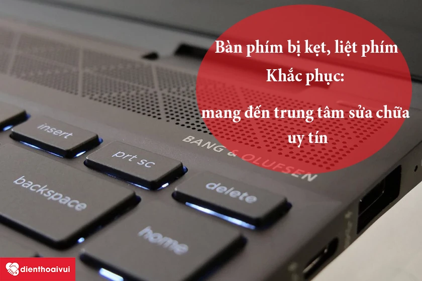 B&agrave;n ph&iacute;m bị kẹt l&agrave; t&aacute;c động khiến cho b&agrave;n ph&iacute;m laptop HP Envy bị hư hỏng