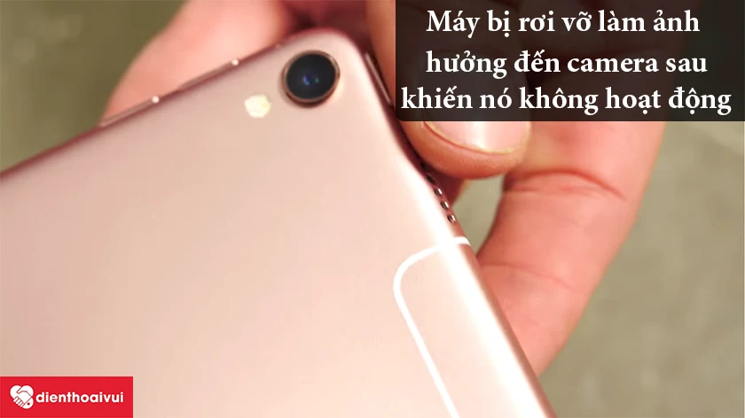 Điều g&igrave; khiến cho camera sau iPad Pro 12.9 bị lỗi v&agrave; c&aacute;ch sửa chữa - m&aacute;y bị rơi vỡ hoặc va chạm mạnh với c&aacute;c vật cứng