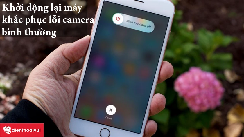 H&atilde;y khởi động lại iPhone 6S bằng c&aacute;ch nhấn giữ ph&iacute;m nguồn