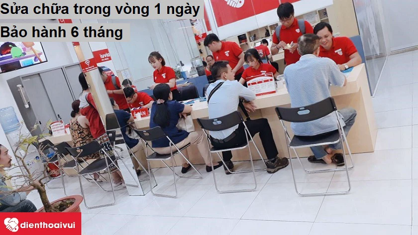 Thay camera trước của Xiaomi Mi 4s chính hãng với giá tốt tại Hệ thống Điện Thoại Vui