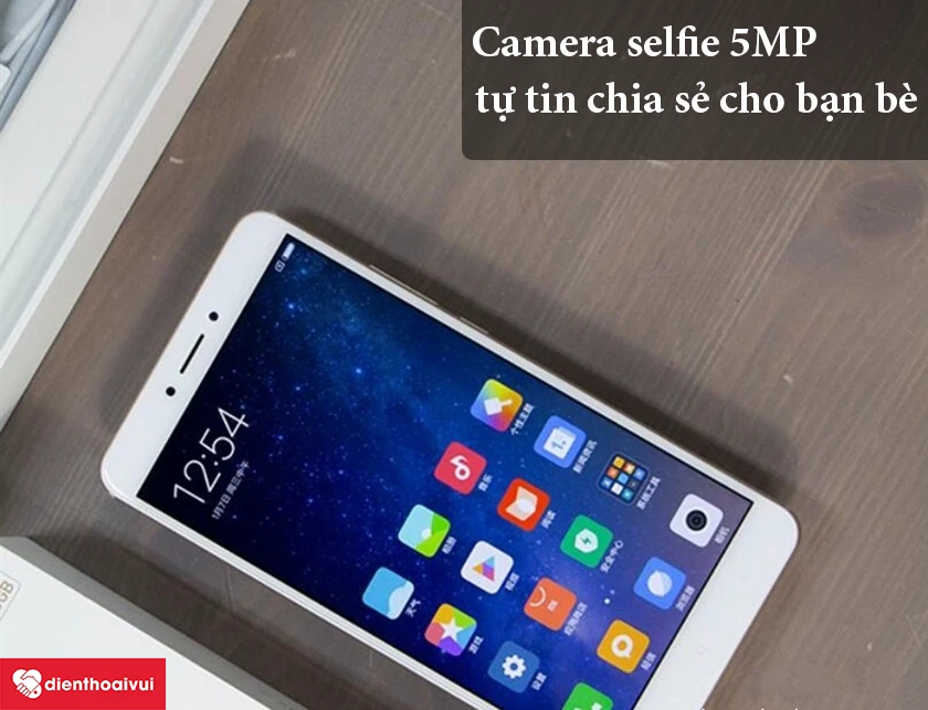 Xiaomi Mi Max 2 &ndash; Camera selfie 5MP tự tin chia sẻ cho bạn b&egrave;