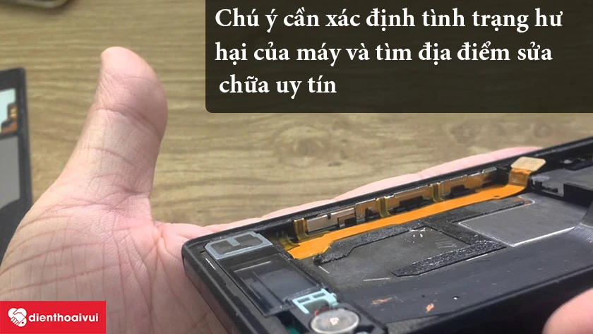 Những điều cần chú ý trước khi thay cáp nguồn Sony Xperia Z1