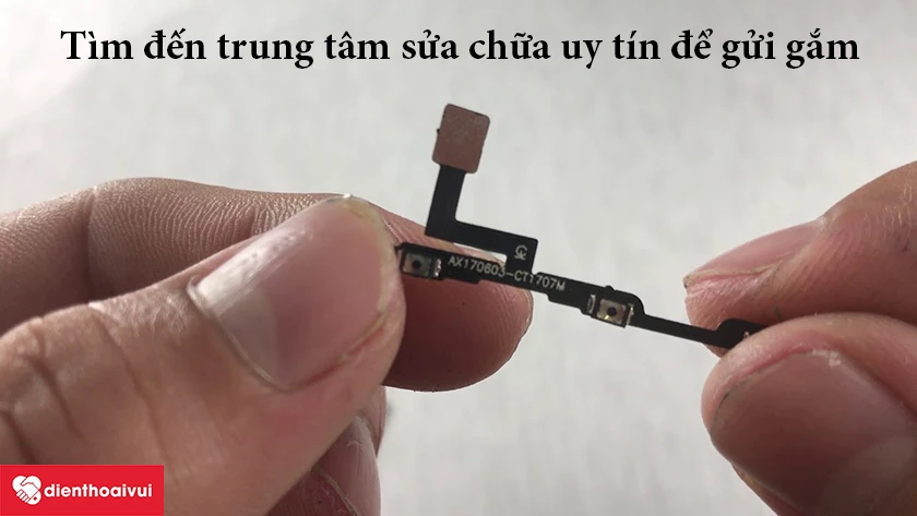 Mẹo tr&aacute;nh bị &lsquo;luộc&rsquo; đồ khi đi sửa Xiaomi Mi 4C