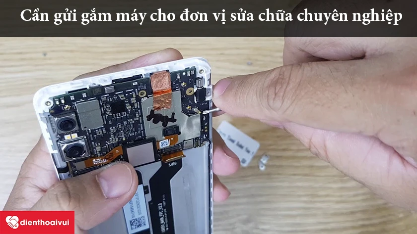 sửa chữa tại trung t&acirc;m bảo h&agrave;nh ch&iacute;nh h&atilde;ng Xiaomi