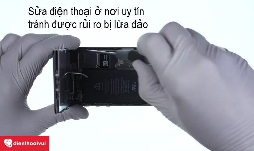Khi n&agrave;o th&igrave; bạn n&ecirc;n thay c&aacute;p volume &ndash; gạt rung cho iPhone của m&igrave;nh? N&ecirc;n thay ở đ&acirc;u?