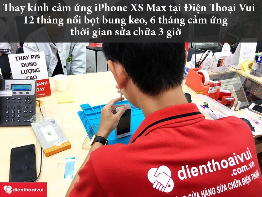 Dịch vụ thay k&iacute;nh cảm ứng iPhone XS Max nhanh ch&oacute;ng uy t&iacute;n chất lượng tại hệ thống Điện Thoại Vui