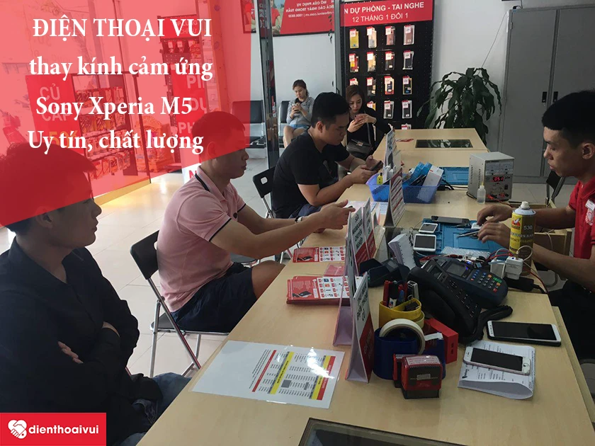 Thay kính cảm ứng Sony Xperia M5 giá rẻ tại Điện Thoại Vui
