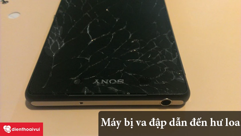Máy bị va đập làm hư loa