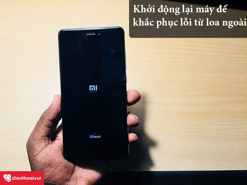 Khởi động lại máy