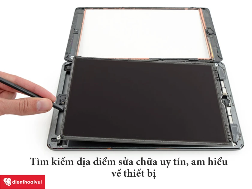 T&igrave;m kiếm địa điểm sửa chữa điện thoại uy t&iacute;n