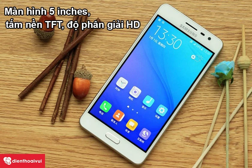 Samsung Galaxy J3 Pro &ndash; M&agrave;n h&igrave;nh 5 inches, tấm nền TFT, độ ph&acirc;n giải HD