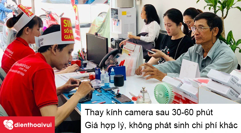 Thay mặt k&iacute;nh camera sau iPhone 8 Plus nhanh ch&oacute;ng, uy t&iacute;n tại Điện Thoại Vui