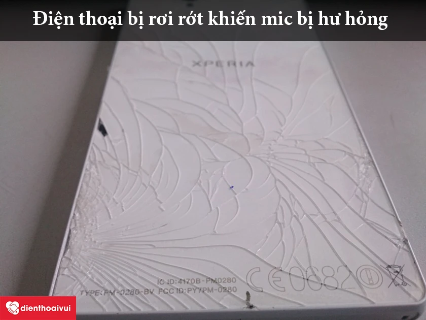 Điện thoại bị va đập mạnh, rơi rớt khiến các linh kiện bị hư hỏng