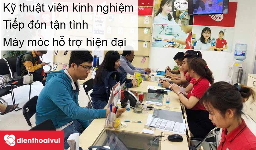 nh&acirc;n vi&ecirc;n kỹ thuật của Điện Thoại Vui cũng v&ocirc; c&ugrave;ng chuy&ecirc;n nghiệp v&agrave; đ&atilde; c&oacute; nhiều kinh nghiệm trong việc sửa chữa