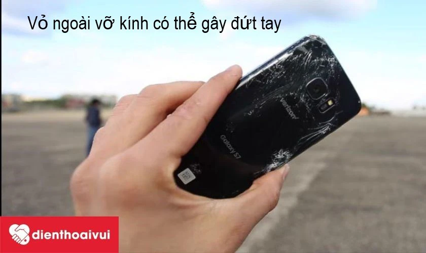 Vỏ m&aacute;y vỡ g&acirc;y nguy hiểm cho người d&ugrave;ng