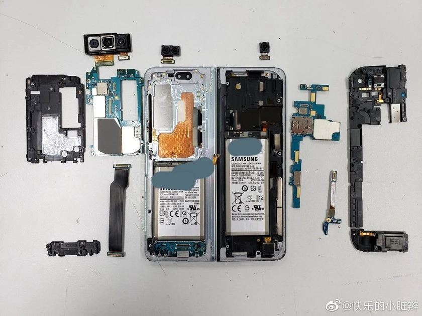 Mổ bụng SamSung Galaxy Fold