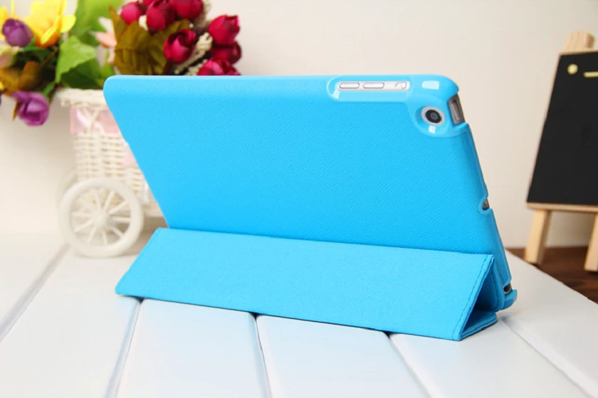 Sử dụng ốp bảo vệ m&agrave;n h&igrave;nh iPad, thay pin ipad mini 5