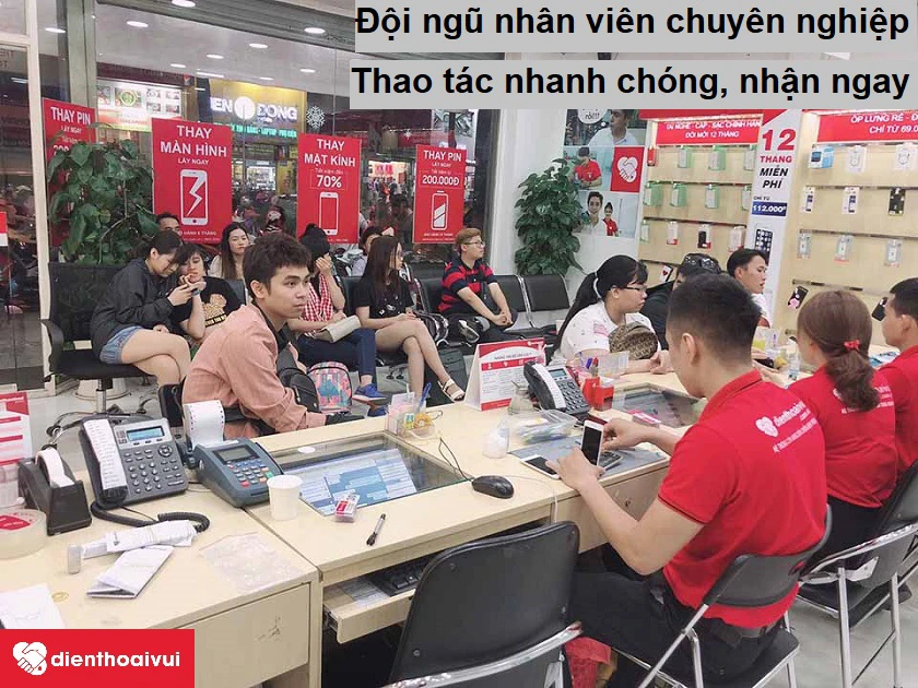 Thay mặt k&iacute;nh Samsung Galaxy M10 chất lượng, gi&aacute; trẻ tại Điện Thoại Vui