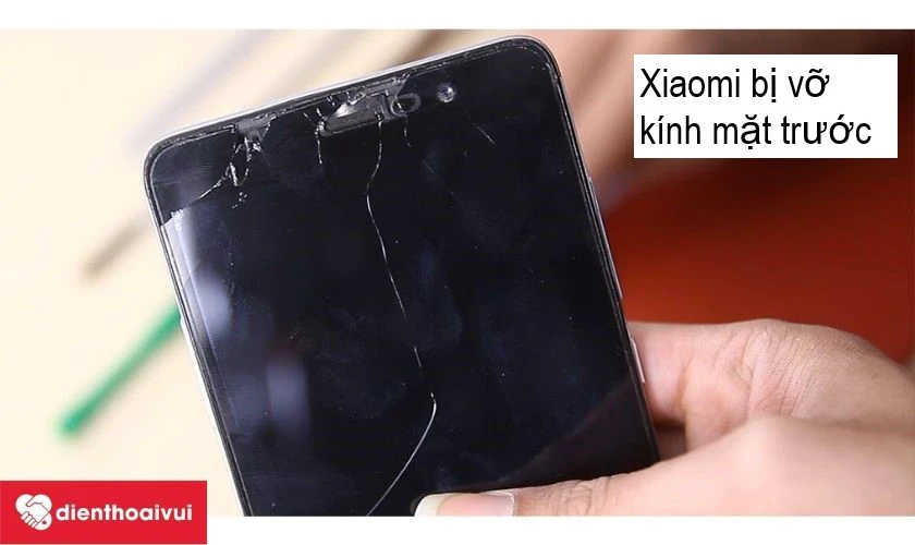 Điện thoại Xiaomi Mi 9 SE bị vỡ mặt k&iacute;nh cần thay thế