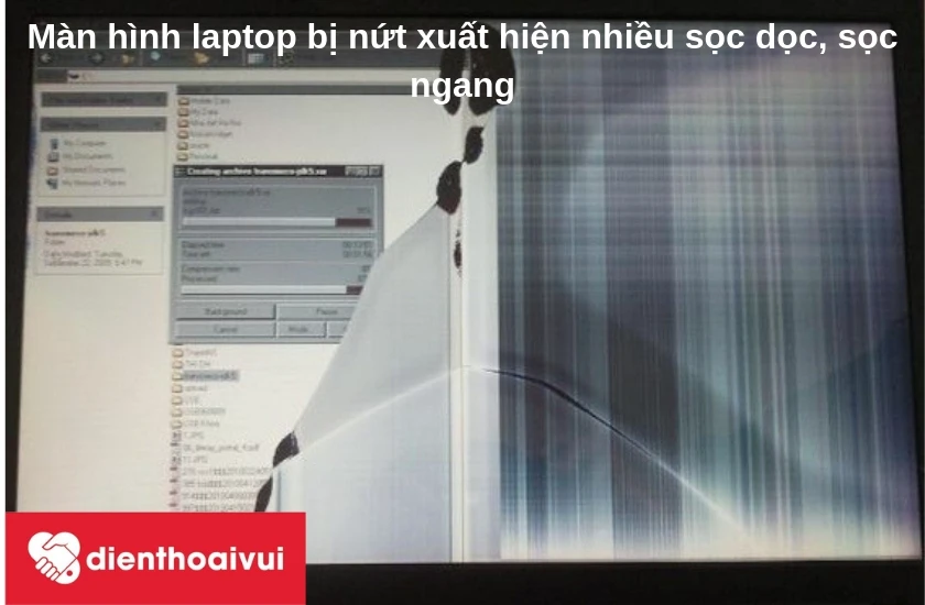 m&agrave;n h&igrave;nh laptop Dell Inspiron 4110/4050 c&oacute; thể bị đứt mạch trong tấm LCD l&agrave;m xuất hiện c&aacute;c dấu hiệu như sọc ngang, sọc dọc