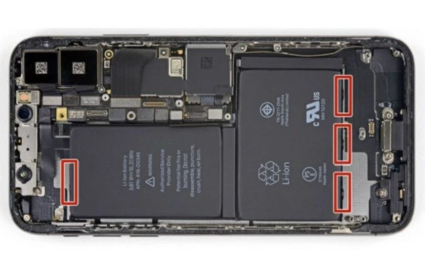 nhấc rời bộ phận cục rung của iPhone