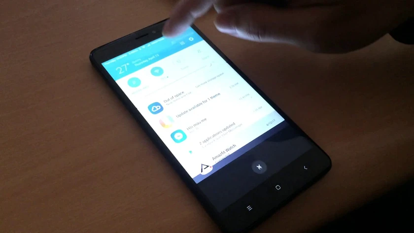 biểu hiện lỗi m&agrave;n h&igrave;nh xiaomi note 4 bị liệt cảm ứng