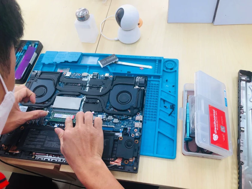 Thay RAM laptop DDR4 tại Điện Thoại Vui