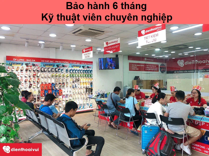 Thay camera sau iPhone 11 Pro chất lượng, chuy&ecirc;n nghiệp tại Điện Thoại Vui