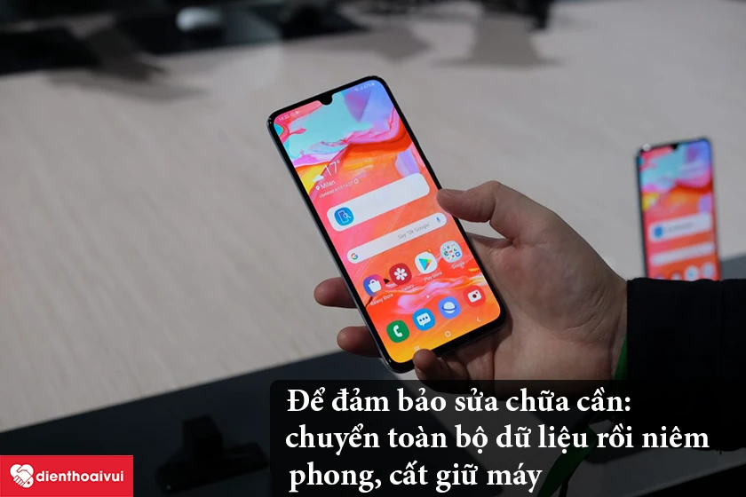 Lưu &yacute; khi thay loa ngo&agrave;i điện thoại iPhone