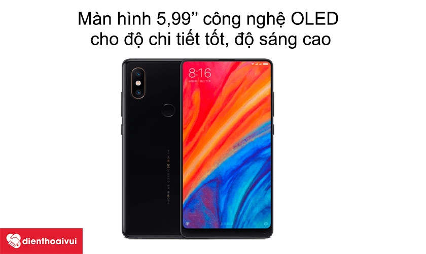M&agrave;n h&igrave;nh 5,99&rsquo;&rsquo; c&ocirc;ng nghệ OLED cho độ chi tiết tốt, độ s&aacute;ng cao